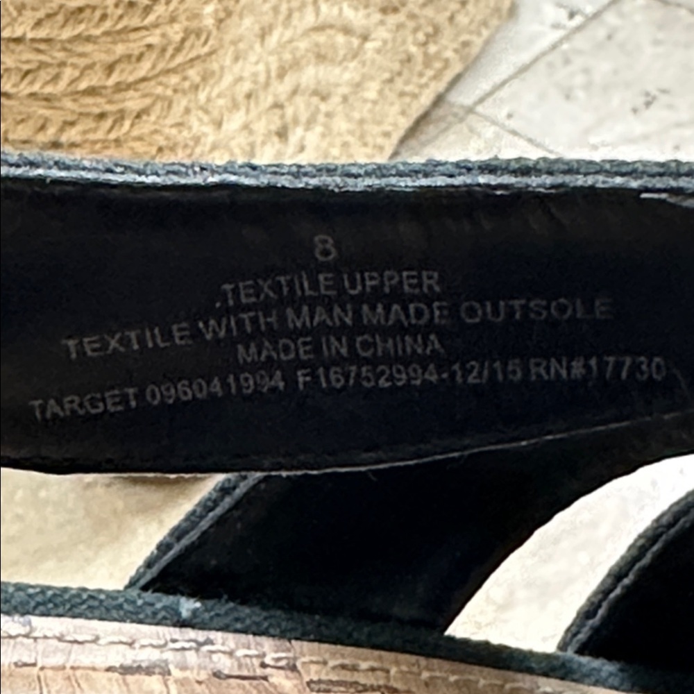 Merona Women’s Wedge Black Sandals With Jute Heels & Zip Front - Picture 8 of 8
